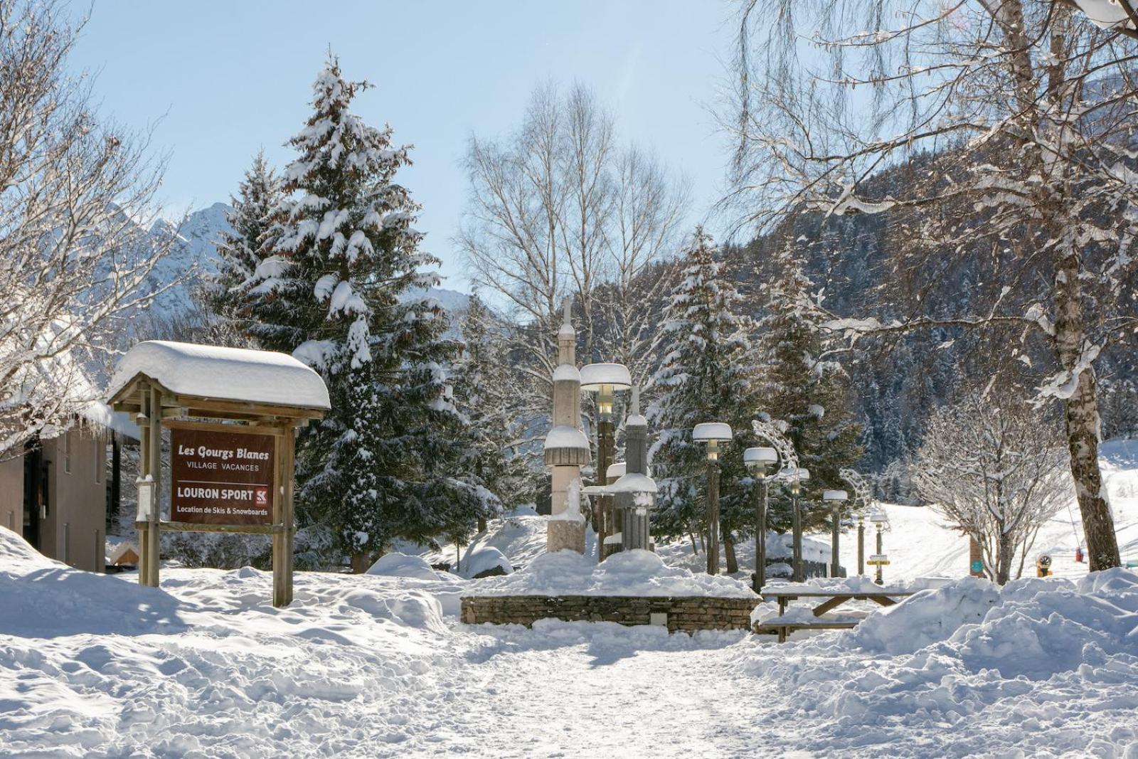 Ferienwohnung Les Gourgs Blancs - 80M Des Pistes - 6 Personnes Génos Exterior foto